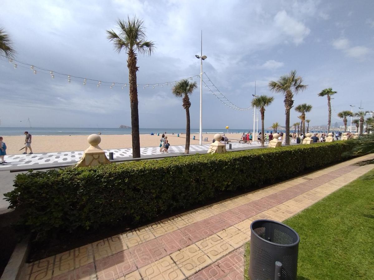 Living Benidorm. Playa Levante Kültér fotó